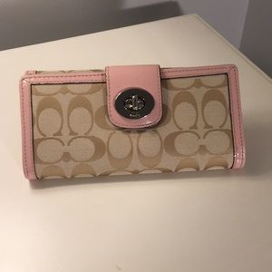 Coach Wallet🌟 light pink